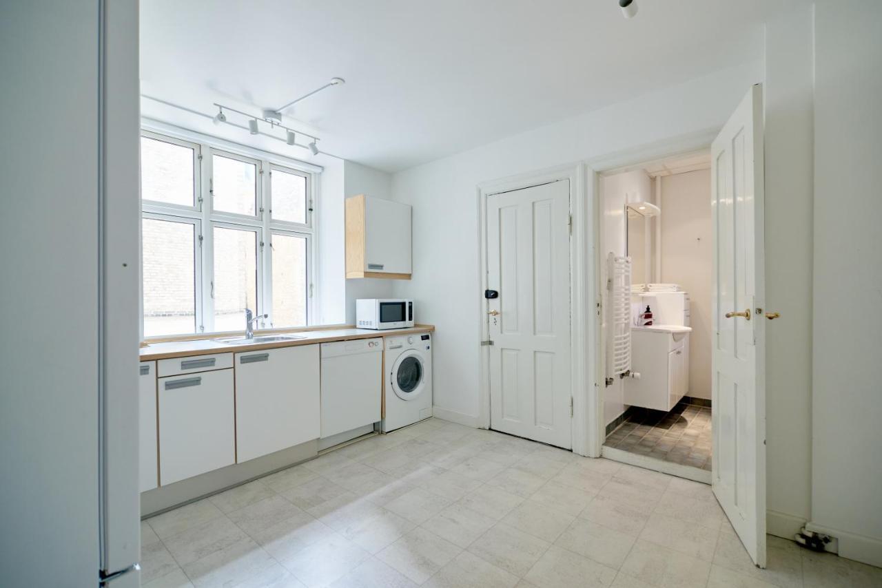 Xl Flat W 3 Bedrooms By Kings Garden In Cph City Kopenhagen Bagian luar foto